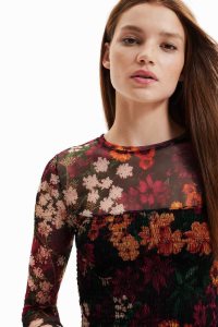 Desigual Kratke slim tulle Tricko Damske | TLFD-60458